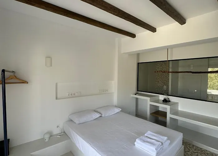 Aparthotel Manthos Place