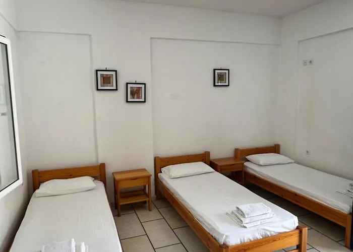 Aparthotel Manthos Place Mylopotas