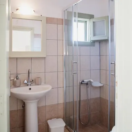 Manthos Place Lägenhetshotell Mylopotas