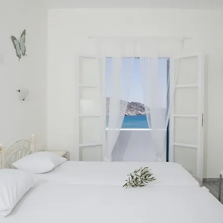 Ξενοδοχείο με διαμερίσματα Manthos Place 3*