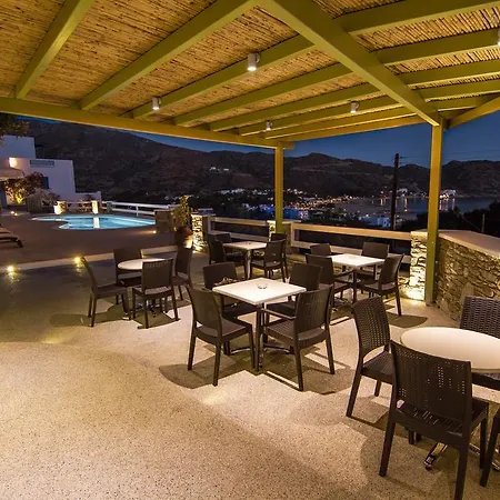 Ξενοδοχείο με διαμερίσματα Manthos Place