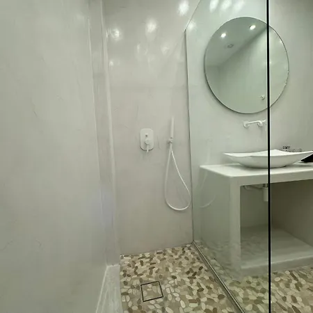 Manthos Place Lägenhetshotell Mylopotas