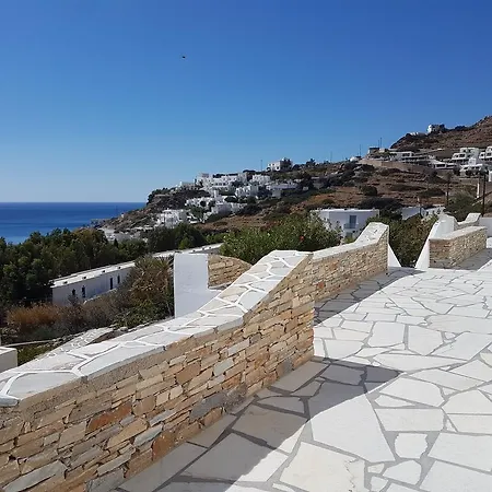 Manthos Place Lägenhetshotell Mylopotas