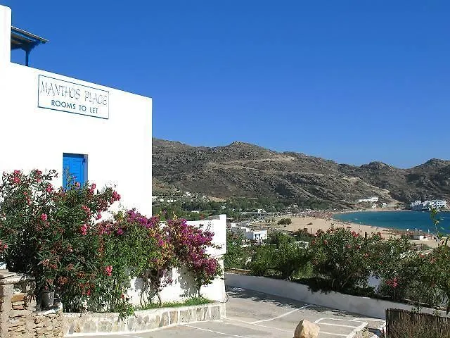 Ξενοδοχείο με διαμερίσματα Manthos Place 3*